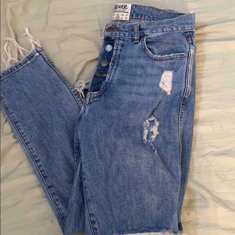 Revice destroyed boyfriend jeans